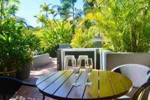 French Quarter on Hastings unit 128