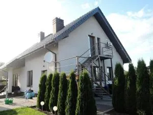Apartment with a swimming pool in Stepniczka - Kopice