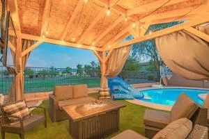 Tranquil Oasis: Experience Luxury Living! - Laveen