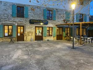 Hotels Gite - Auberge du Midi : photos des chambres