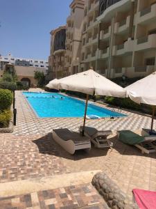 Studio Florenza Khamsin