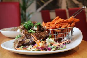 The Old Woolstore Apartment Hotel