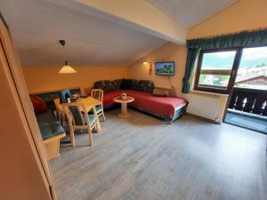 One-Bedroom Apartment with Balcony room in Haus am Römerweg