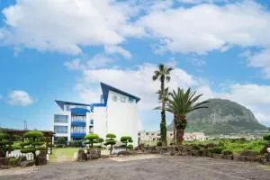 Unicorn Jeju - T'ogi-dong