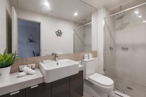 Iconic Southbank Locale meets Modern Comfort