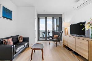 Sky High CBD Living with Resort style Amenities