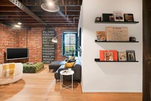 Retro meets Industrial at Heritage Bond Store