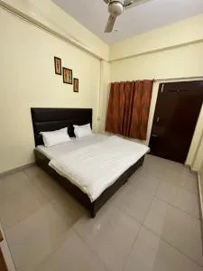 Swagat Guest House - Sahaspur