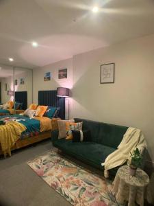 Cozy CBD Family APT Near Southern Cross Station