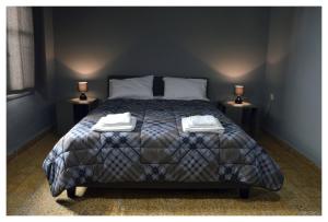 Renovated Home Next To Old Town