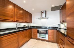 Hobart Home, spacious 2-bed flat in Pimlico