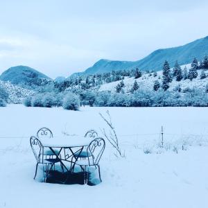 Maisons d'hotes Le Moulin de la Viorne : Studio - Vue sur Montagne