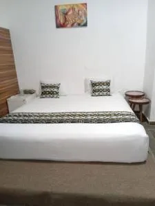 Warang - Nianing Chambres,Salle de séminaires et réunion - Darou Rhamane