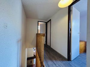 Appartements Spacieux Triplex 4 pieces, 7 couchages, proche pistes, parking, calme - FR-1-330F-74 : photos des chambres