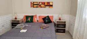 OASIS I Las Moras con cochera y jardín - Patquía