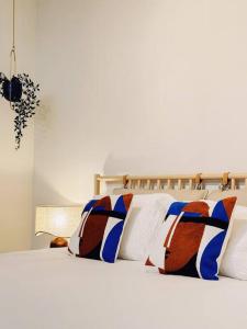 Historic Center Apartment Walk to Everything