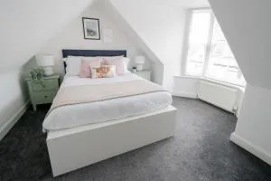 Coorie by the Coast, Direct Beach Access Getaway - Arbroath - Inverkeilor