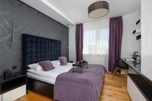 Excellent Kraków Apartment with Parking & Balcony by Renters