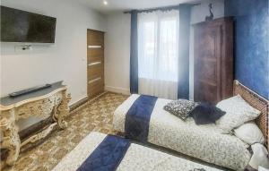 Maisons de vacances Nice Home In Bucquoy With Kitchen : photos des chambres