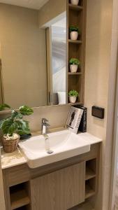 Sky Park Laguna 1 bedroom Golf View