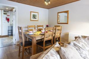 Isis Lakes 79, Reflections - P