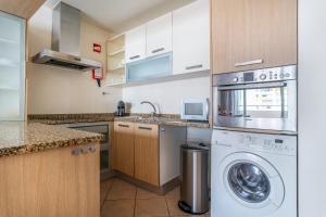 Charming and Centrally Located Apartment in Sunny Portimão by Lisbeyond