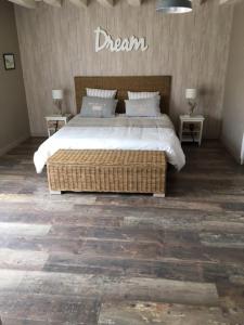 B&B / Chambres d'hotes Chambres d'Hotes de La Pinstrie : photos des chambres
