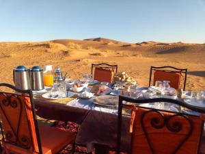 OVERNIGHT BERBER CAMP