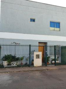 Apto acolhedor e funcional na Asa Sul sinta-se em casa perto da P Federal Enap LBV Casv da embaixada aeroporto , rodov interestadual e academia da PM