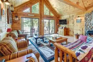 Pet-Friendly Island Retreat - Boat Access Only! - ميريديث