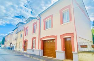 Maisons d'hotes Reims Sherpa Guest House : Suite avec Balcon