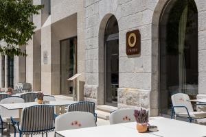 Emotheo Heritage Hotel 