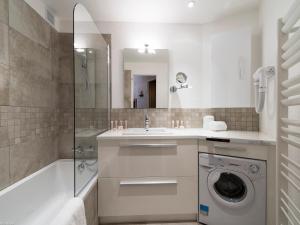 Appartement à Courchevel: Balcon Sud, 4-6 pers. - FR-1-575-14