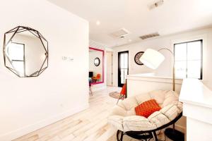 New Luxury Villa and Private Pool-Cart-Ocean View!
