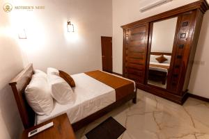 Mother’s Nest Villa with Pool