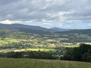 Ty Gwenyn, Coity Bach