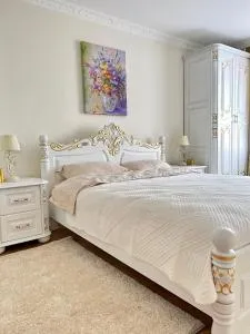 Sweet Ternopil Large and beautiful - 波恰耶夫