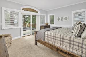 Alpine Suite - Minutes to RMNP, Hot Tub!