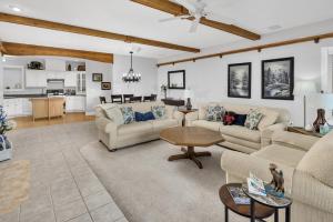 Alpine Suite - Minutes to RMNP, Hot Tub!