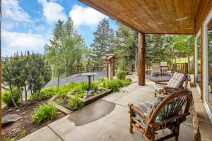 Alpine Suite - Minutes to RMNP, Hot Tub!