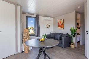 Maisons de vacances Elegant cottage with terrace in Saubrigues - Welkeys : photos des chambres