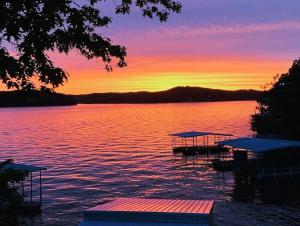 obrázek - Lakeside Bliss Your Ozarks Getaway