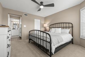 Newly Updated St. Pete 2-BR Condo on Isla Del Sol