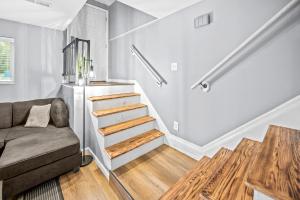 Saint Charles 2 Bedroom Townhome Retreat