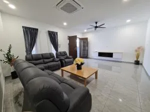 SS Muar - Kampong Pelampong