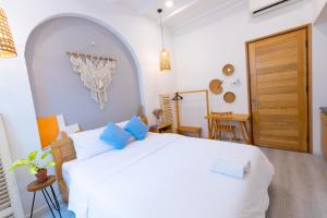 Phòng Đôi Cao Cấp (Superior Double Room)