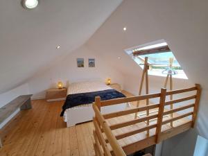 Maisons de vacances Comfortable cottage close to the beach, Portsall, 2 canoes : photos des chambres