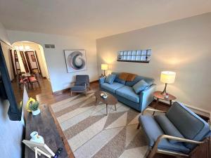 Urban Chic South City Retreat