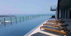 The base Pattaya condo TH