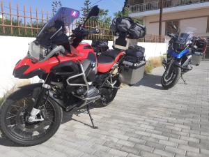 Michaels Greek House